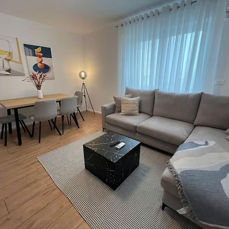 Modern Apt Near City Centre Shkoder Ngoại thất bức ảnh