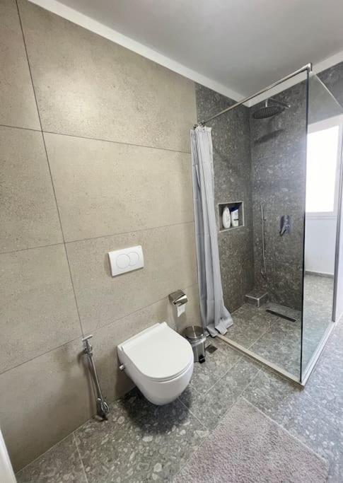 Modern Apt Near City Centre Shkoder Ngoại thất bức ảnh