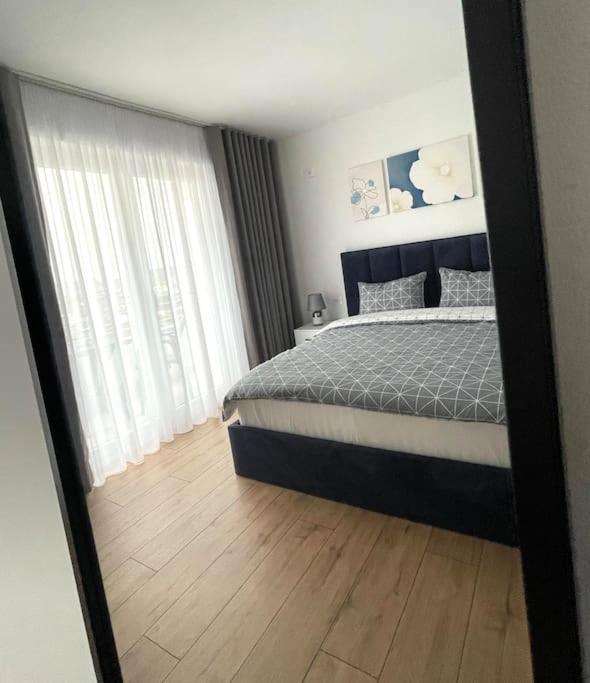 Modern Apt Near City Centre Shkoder Ngoại thất bức ảnh